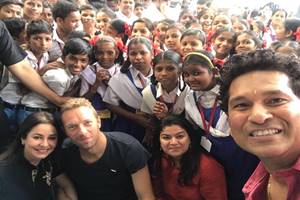 coldplay, global citizens india festival, chris martin india, chris martin sachin tendulkar, sachin rendulkar chris martin school
