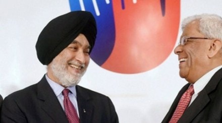 Independent Director Analjit Singh, who was supporting the ousted Chairman, resigned from the board of Tata Global Beverages Ltd. (PTI) Independent Director Analjit Singh, who was supporting the ousted Chairman, resigned from the board of Tata Global Beverages Ltd. (PTI)