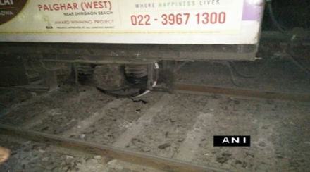 ambarnath‬, kurla‬, kalyan‬, ‪mumbai‬‬, train accident news today, train derailment news, mumbai, kalyan, train derail, railway news, train news, local train, mubai local, news mumbai, train accident today in mumbai, local train news, mumbai train derail, mumbai train, mumbai local train, derailed, mumbai train mishap, maharashtra