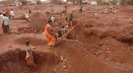 Iron ore transport costs may reduce by 14% if steel ministry has its way Iron ore transport costs may reduce by 14% if steel ministry has its way