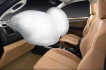  Dual front airbags and ABS with EBD add to the safety quotient in the Isuzu D-Max V-Cross 