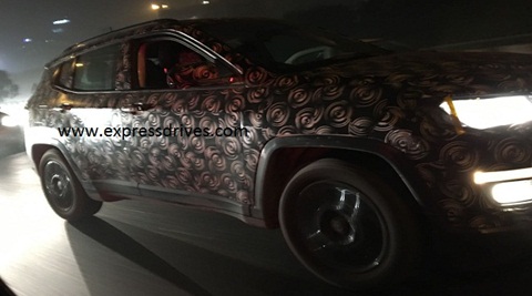 Jeep Compass spied again, launch in mid-2017