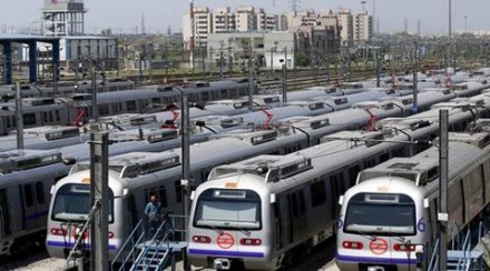 Delhi Metro, Smart Card, Demonetisation, Cash Crunch, DMRC, Economy News Delhi Metro, Smart Card, Demonetisation, Cash Crunch, DMRC, Economy News