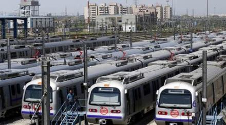 Delhi Metro, Smart Card, Demonetisation, Cash Crunch, DMRC, Economy News Delhi Metro, Smart Card, Demonetisation, Cash Crunch, DMRC, Economy News