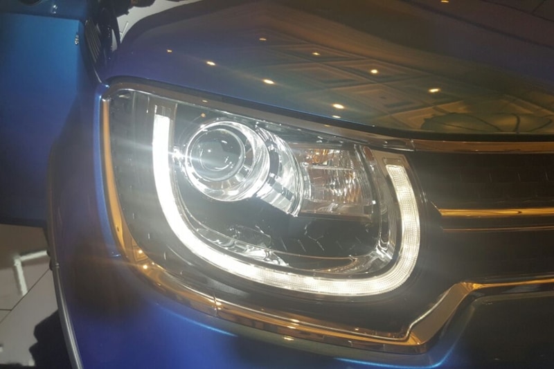 The Maruti Suzuki Ignis will have LED projector headlamps and LED DRLs (Daytime Running Lamps), the former being a first for the company. In addition, the compact car will also have chrome inserts to accentuate a premium feel to the exterior. In addition, higher variants would also be offered with fog lamps and chrome inserts