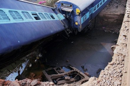 Ajmer-Sealdah Express derails Ajmer-Sealdah Express derails