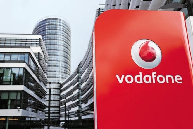 vodafone, vodafone data pack, vodafone 9gb, vodafone 27 gb, vodafone reliance jio, reliance jio, vodafone data, vodafone 4G, vodafone smartphone, vodafone offers