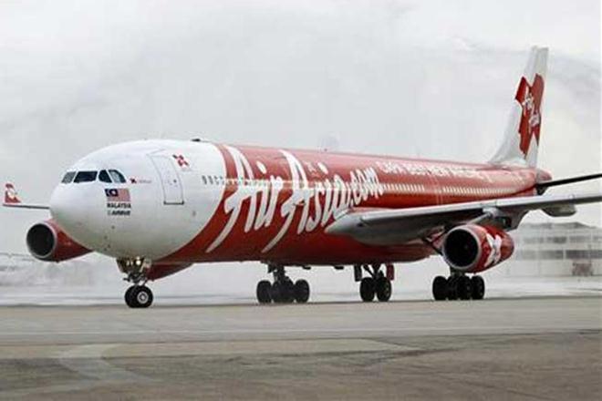 The landing for the AirAsia flight had been flagged off by Chief Minister Mehbooba Mufti at Srinagar airport on Sunday. (Reuters) The landing for the AirAsia flight had been flagged off by Chief Minister Mehbooba Mufti at Srinagar airport on Sunday. (Reuters)