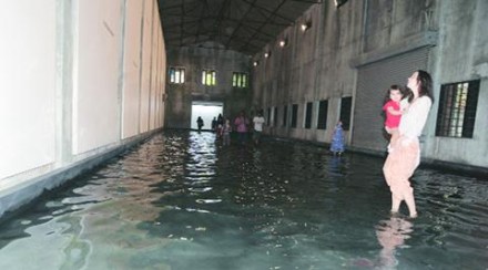 Moroccan-born French artist Ashraf Touloub with his work that deals with feelings and tradition. Moroccan-born French artist Ashraf Touloub with his work that deals with feelings and tradition.
