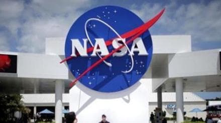 The Houston Chronicle reports that in the room that had its glory days during the decades of Gemini and Apollo and the shuttle programs, many of the carpet squares are stained and taped together. (Reuters)
