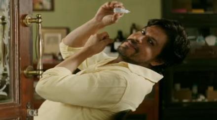 Shahrukh khan, shah rukh khan, srk, raees, raees trailer, raees trailer trending, raees trailer twitter, shahrukh khan twitter, shahrukh khan raees, raees kaabil, raees vs kaabil, raees release date, raees promo, raees songs, sunny leone, mahira khan, nawazuddin siddiqui, laila o laila, raees trailer youtube, raees youtube, youtube trending, hrithik roshan, hrithik roshan kaabil, rakesh roshan, kaabil release date, entertainment, bollywood, bollywood news, bollywood update, entertainment news, movies