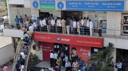 Demonetisation: 1.80 lakh ATMs re-calibrated to dispense Rs 500, 2,000 notes Demonetisation: 1.80 lakh ATMs re-calibrated to dispense Rs 500, 2,000 notes