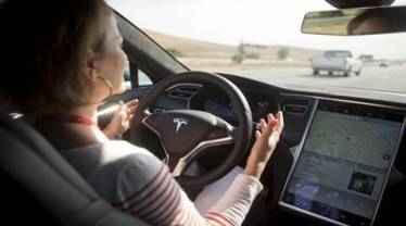 tesla samsung, samsung, tesla, samsung self driving, samsung autonomous, samsung chips, samsung semiconductor, samsung tesla partnership, elon musk, tesla, tesla cars, elon musk tesla, elon musk speech, tesla autonomous, self driving cars, autonomous cars, self driving cars, tesla update, tesla upgrade, autopilot, tesla autopilot, autopilot accidents, tech news, tesla news, samsung news