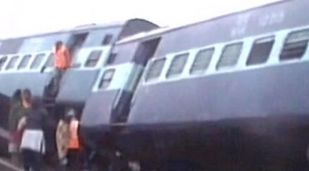 Indian railway, IRCTC passengers, IRCTC, .92paise, IRCTC nominee, sealdah – ajmer express IRCTC e-ticket insurance derailing of train IRCTC website, PNR, NEFT, KYC, payments, ICICI Lombard General Insurance Company Limited, Royal Sundaram General Insurance Co. Limited and Shriram General Insurance Company. Irctc train timing, irctc passenger's list, AML guidelines