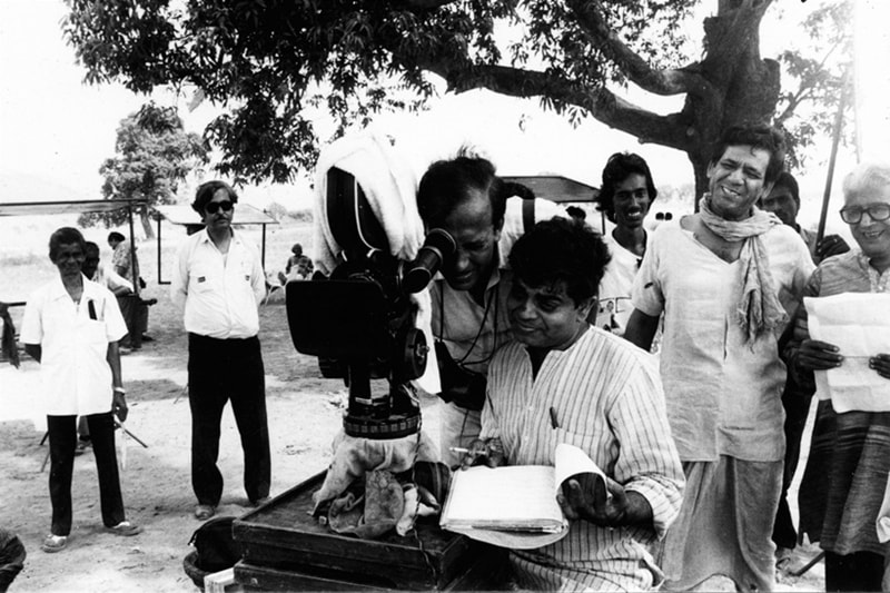 om puri, om puri death, om puri movies, om puri dies, om puri naseeruddin shah, om puri songs, bollywood, om puri news, om puri wife