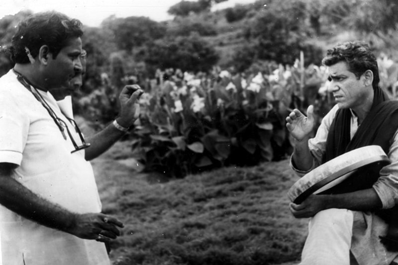 om puri, om puri death, om puri movies, om puri dies, om puri naseeruddin shah, om puri songs, bollywood, om puri news, om puri wife