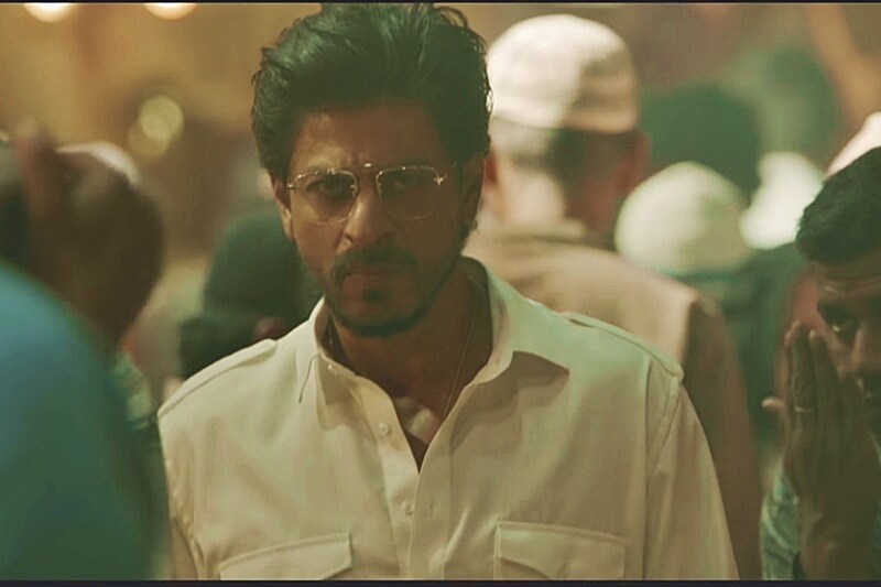 Raees, raees movie review, shahrukh khan, shahrukh khan raees, kaabil, hrithik roshan, sunny leone, raees sunny leone, laila main laila