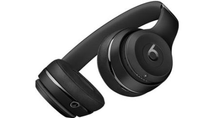Users need to purchase an iMac, MacBook, MacBook Pro, MacBook Air, or Mac Pro excluding 2016 MacBook Pro with a Touch Bar to get free Beats headphones. (Website)