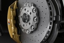  The ceramic brakes on the BMW M6 offer good stopping power 