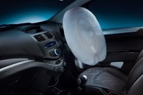  Optional driver airbag in the Chevrolet Beat adds to the safety quotient. 