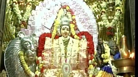 At least 5 lakh worth Rs. 2,000 notes were used to decorate Goddess Makaliamman. (ANI)