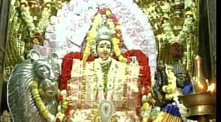 At least 5 lakh worth Rs. 2,000 notes were used to decorate Goddess Makaliamman. (ANI) At least 5 lakh worth Rs. 2,000 notes were used to decorate Goddess Makaliamman. (ANI)