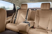  The diamond quilt stitching on the Jaguar XJ offers a good finish and comfortable seating. 