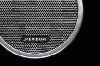 The Meridian sound system offers crisp sound quality in the Land Rover Range Rover Evoque 