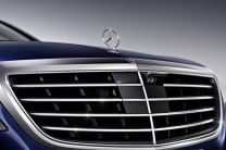  The 360 degree camera available in the Mercedes-Benz S-Class adds to the convenience and safety factor while parking the sedan 