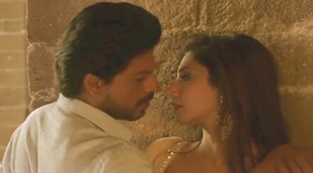 Shahrukh khan, raees, raees box office collections, raees weekend collections box office, sunny leone, mahira khan, hrithik roshan, kaabil, kaabil box office collections