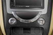  The automatic climate control available as standard in the Ssangyong Rexton cools the cabin quickly and rear passengers also get their individual vents. 