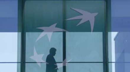 The company on Tuesday announced that it would launch online courses for investors, hire more employees, and introduce new website, apps, advisory tool called Robo-advisor and investing platform which would leverage big data and analytics. (Reuters) The company on Tuesday announced that it would launch online courses for investors, hire more employees, and introduce new website, apps, advisory tool called Robo-advisor and investing platform which would leverage big data and analytics. (Reuters)