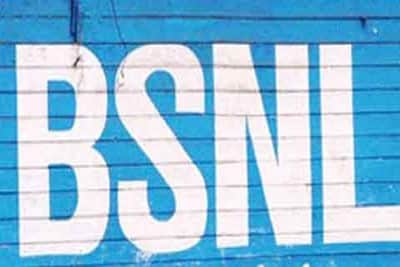 BSNL is seeking allocation of airwaves in the 700 MHz band to launch 4G services. (IE)