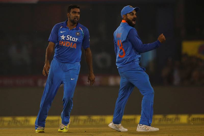 india vs england, indvseng, india vs england odi, cricket, india, england, cuttack odi, yuvraj singh, ms dhoni, virat kohli