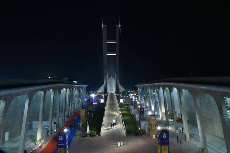 vibrant gujarat summit, vibrant gujarat summit news, gujarat summit, vibrant gujarat, mahatma mandir, narendra modi, picture of mahatma mandir, gandhinagar