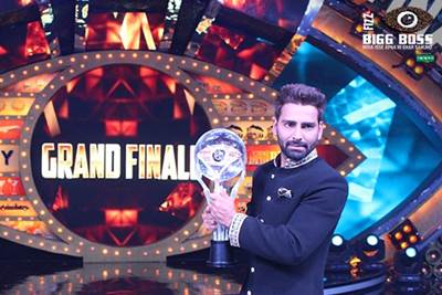 Bigg Boss Season 10 Grand Finale: Manveer Gurjar wins the Bigg Boss title. (Image: Twitter)