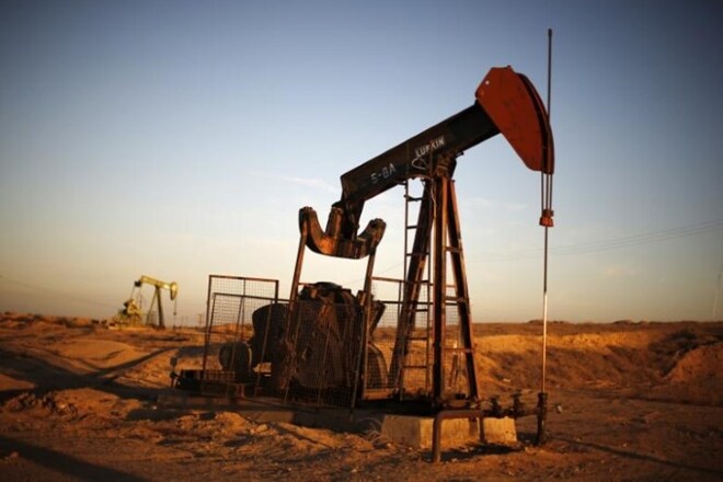 Oil hikes jet fuel prices, cuts non-subsidised LPG rate