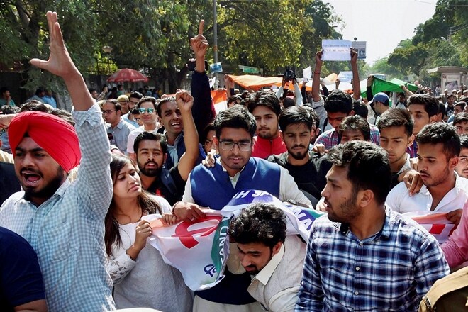 abvp live, abvp protests live, ramjas protests live, ABVP tiranga march, abvp violence,m abvp anti national protests