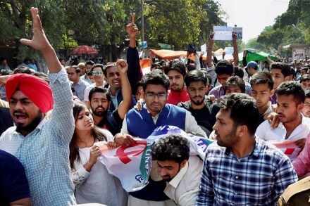 abvp live, abvp protests live, ramjas protests live, ABVP tiranga march, abvp violence,m abvp anti national protests