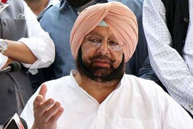 Captain Singh belongs to the royal family of erstwhile State of Punjab, a reason why he and his family keeps a strong hold on constituency’s vote bank.(PTI)