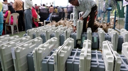 BMC, BMC election 2017, BMC polls, Mumbai polls, BMC elections, mumbai civic polls, BMC polls live, BMC civic polls live updates, Mumbai, Maharashtra civic polls, sharad pawar, raj thackeray, Brihatmumbai Municipal Corporation, Brihatmumbai Municipal Corporation polls, BMC civic polls, Mumbai civic polls, shiv sena, BJP, Congress, NCP, shiv sena BMC polls, Shiv sena BJP alliance, bharatiya janata party, mumbai news, india news, indian express, indian express BMC civic polls live, BMC Elections 2017 Live Updates