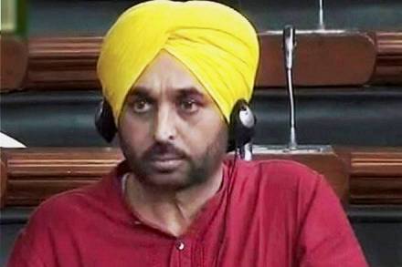 Gurpreet Singh Waraich 'Ghuggi' has won the hearts of Punjabis through his comedy and acting in the past 25 years. (PTI)