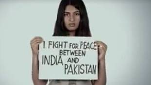 Gurmehar Kaur, Virender sehwag, randeep hooda, kiren rijiju, army daughter, army martyr daughet, ramjas violence