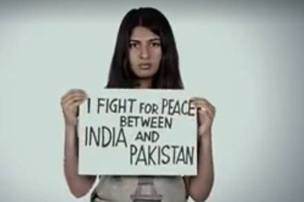 Gurmehar Kaur, Virender sehwag, randeep hooda, kiren rijiju, army daughter, army martyr daughet, ramjas violence