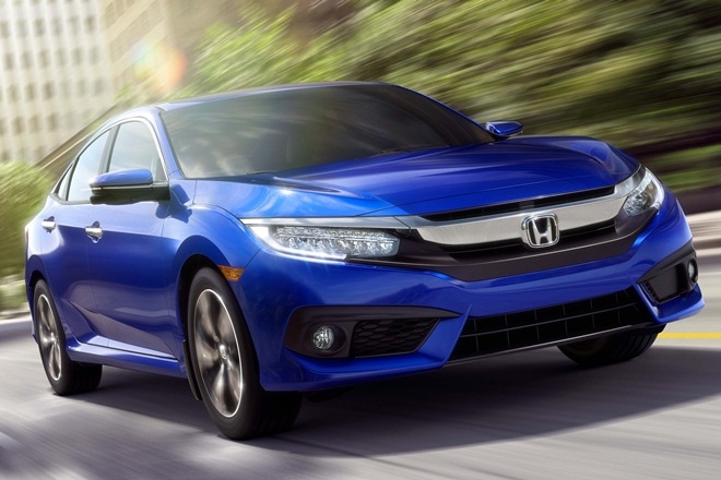 Honda Cars India discontinued the Civic sedan in India in 2013, owing to declining sales. While the car was popular among car buyers, the lack of a diesel engine eventually reduced its demand. At the time, there was a rising demand for the diesel powered vehicles as petrol prices were increasing constantly. Since then, the Japanese carmaker has developed and launched its own Earth Dreams diesel engines which powers present models. Honda is now planning to relaunch the Civic sedan in India by the end of 2017 or early 2018. The new Honda Civic will be offered with new engine options as well as new features. The company will use ultra high-strength steel with improved 25 % higher torsional rigidity that will make the sedan lighter that the last generation model sold in the country.