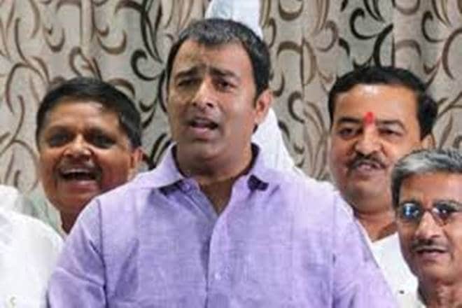 UP Elections 2017: BJP leader Sangeet Som’s brother held for carrying gun inside polling booth UP Elections 2017: BJP leader Sangeet Som’s brother held for carrying gun inside polling booth