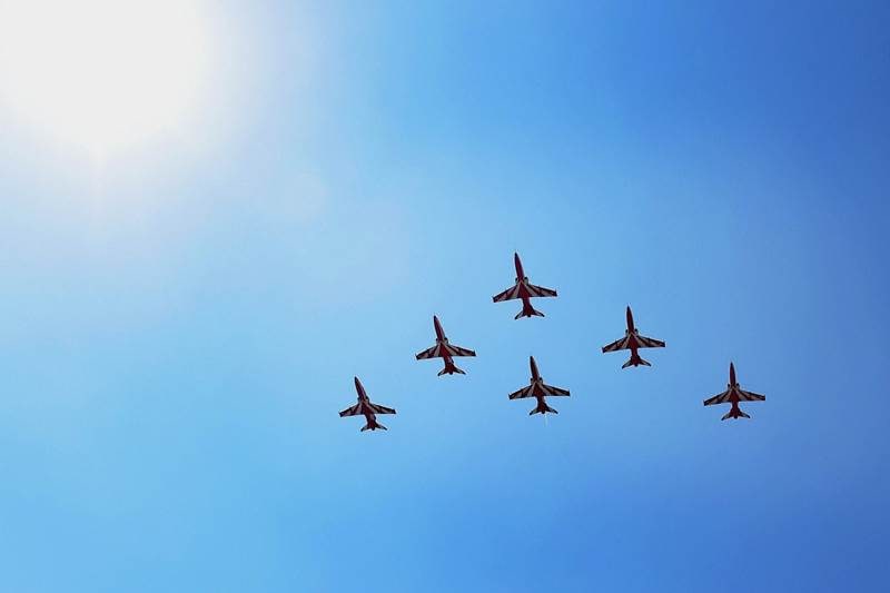 aero india, aero india 2017, aero india bengaluru, rafale, tejas, tejas fighter, rafale fighter, hal, mannohar parrikar, Gripen, indian air force, air force, air show