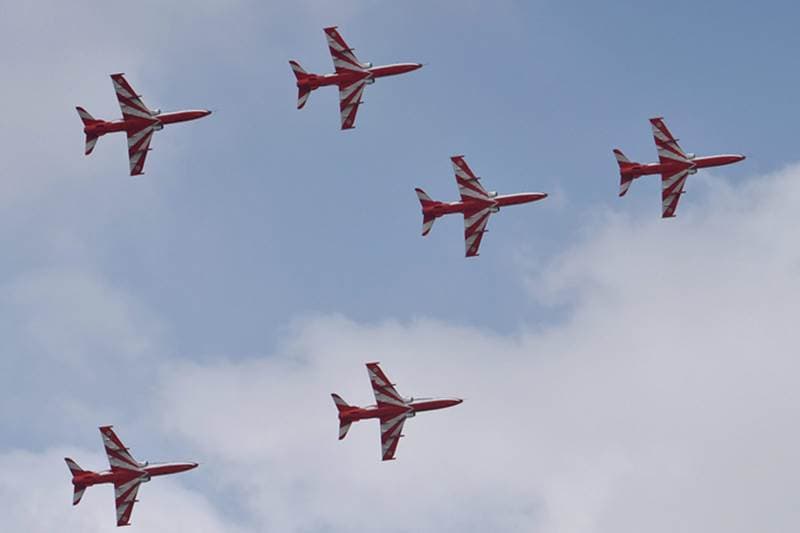 aero india, aero india 2017, aero india bengaluru, rafale, tejas, tejas fighter, rafale fighter, hal, mannohar parrikar, Gripen, indian air force, air force, air show