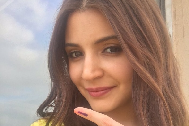 Anushka sharma, ranveer singh, varun dhawan, john abraham, shraddha kapoor, lok sabha elections vote, bollywood