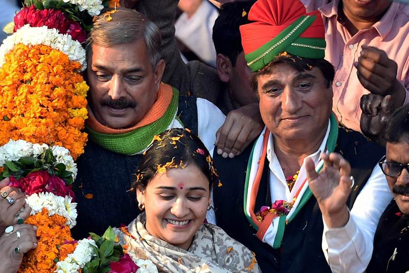 uttar pradesh elections, up elections, up elections 2017, aparna yadav, dimple yadav, samajwadi party, mulayam singh, mulayam singh yadav, up elections 2017, elections 2017